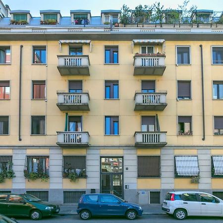 Bright House In Milanアパートメント エクステリア 写真